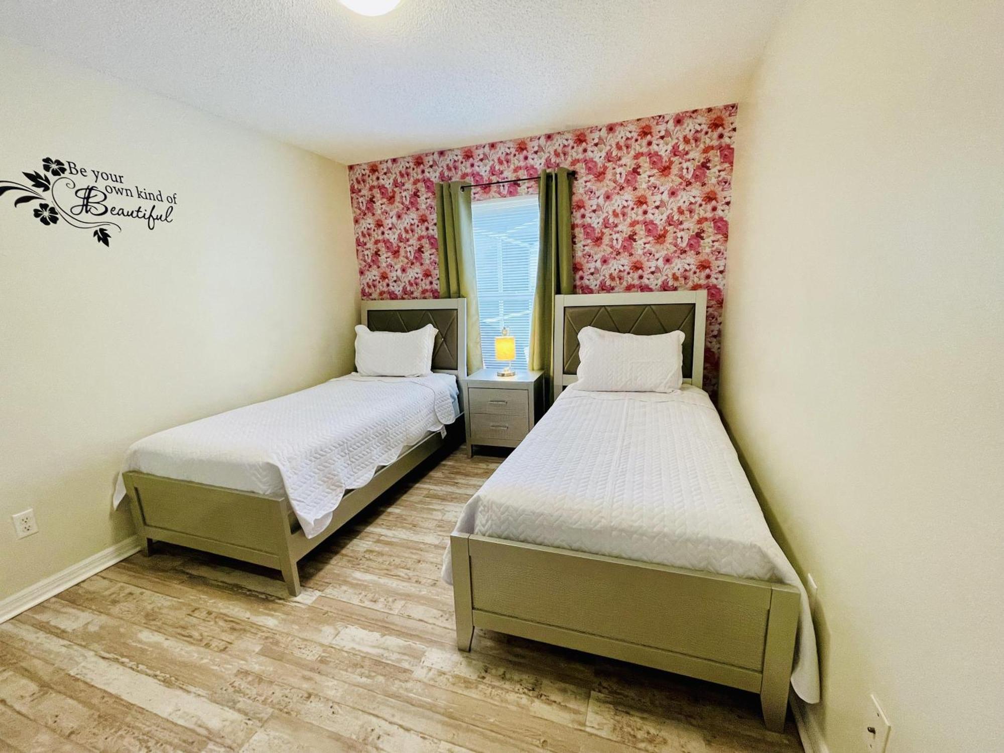 Beautiful 5-5 Bedroom Home!!! Кіссіммі Екстер'єр фото
